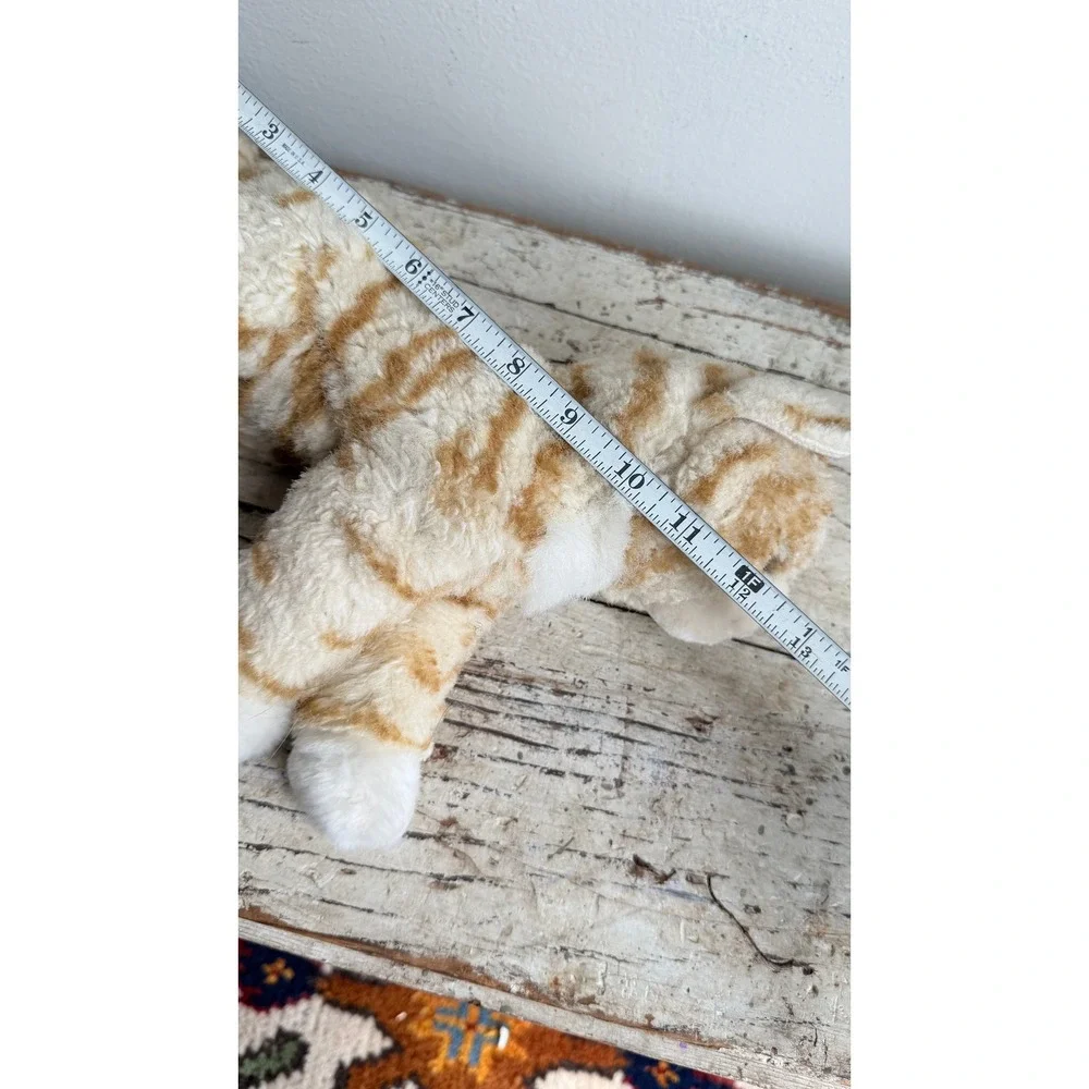 Douglas cuddle toy